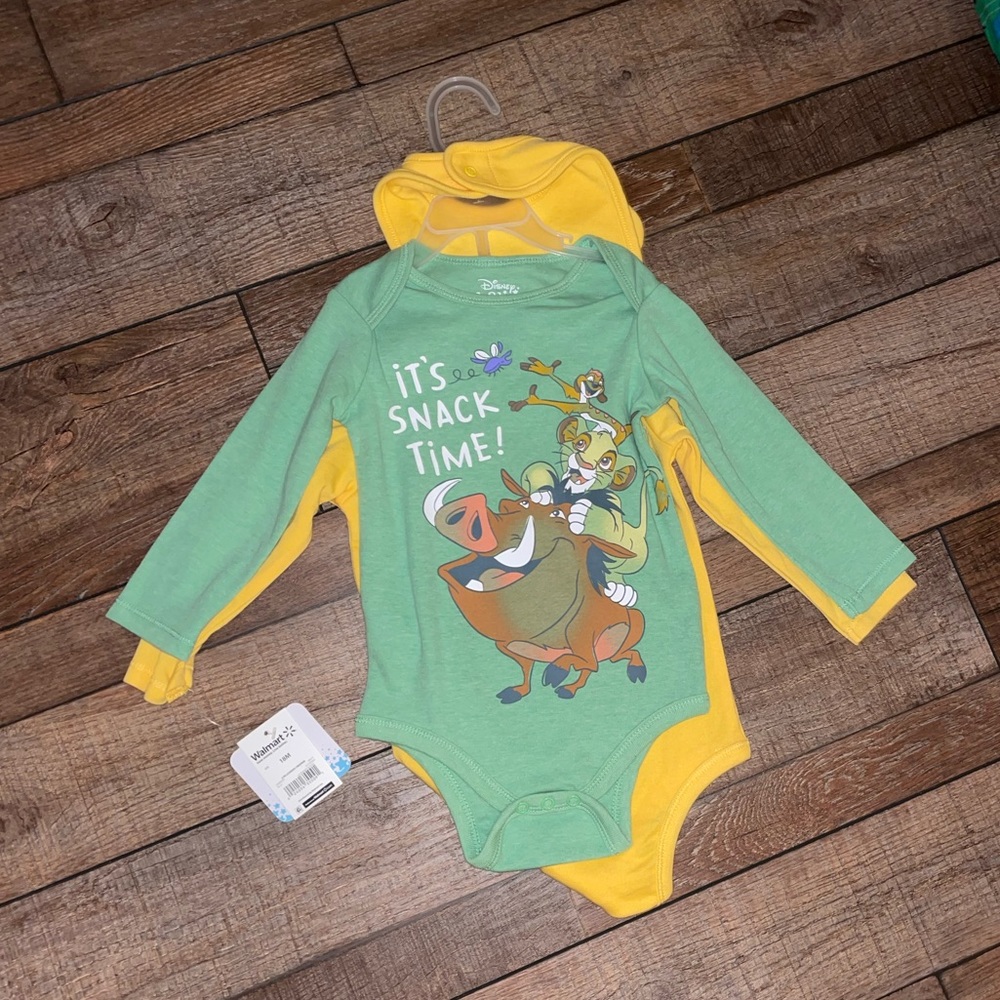 NWT - 18 m. Disney Baby - Lion King Long Sleeve Onesies with Matching Bib